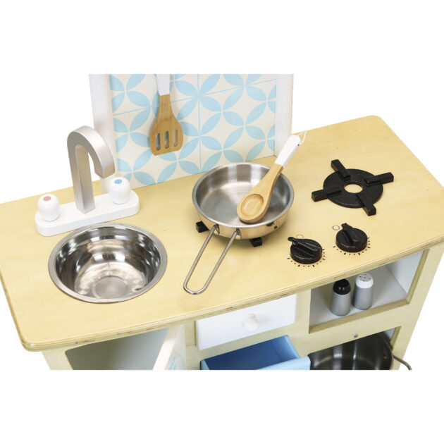 Vintage Kitchen - Image 2