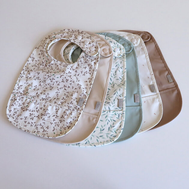 Bib w/ pocket, 2-pack - Green Leaves/Dusty Green - Image 3