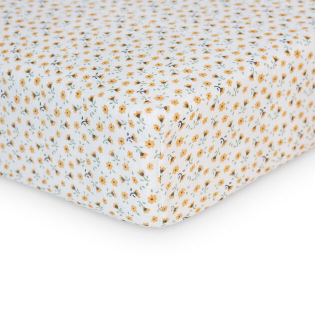 Muslin Crib Sheet (135 x 70) - Vintage Floral - Image 2
