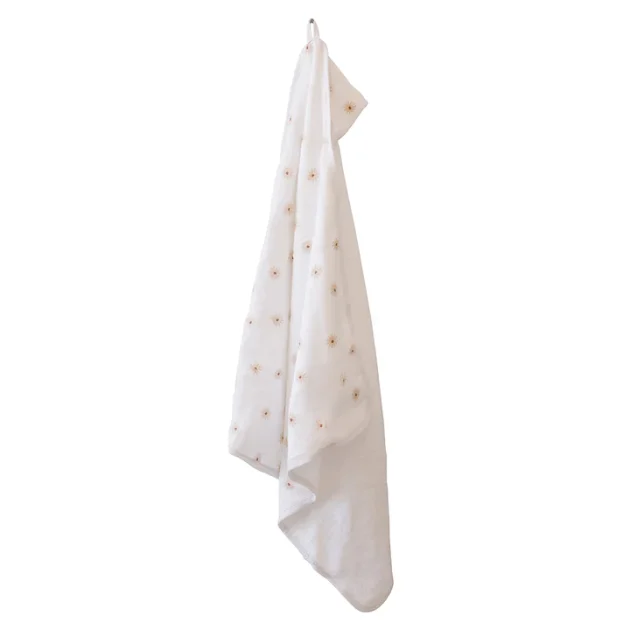 Hooded Towel- Daisies - Image 2