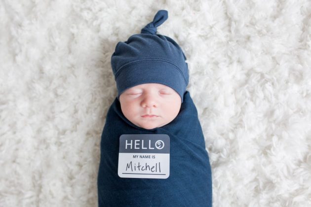 Hello World Bamboo Hat & Swaddle Blanket - Navy - Image 2