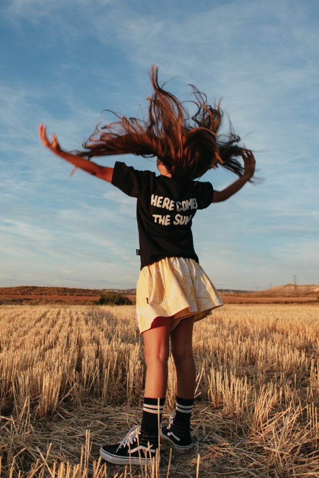 SUN IS OUT Skate T-Shirt - Image 4