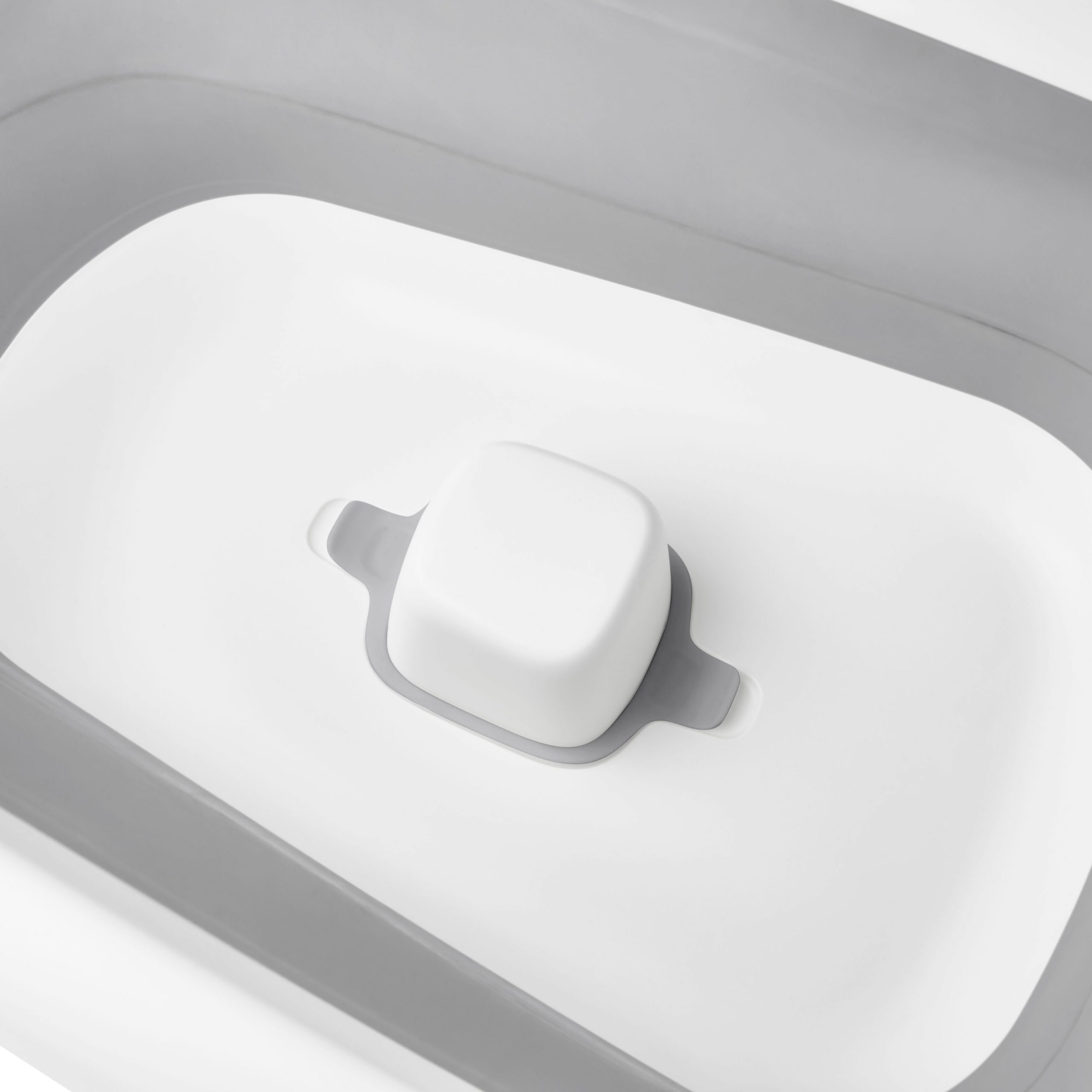 OXO TOT SPLASH AND STORE BATHTUB-GREY - Image 4