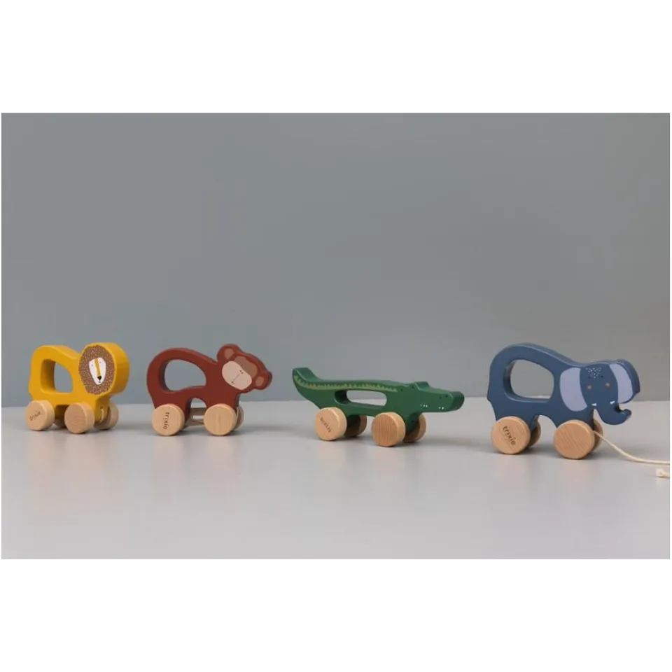 Wooden pull along toy - Mrs. Elephant - Image 2